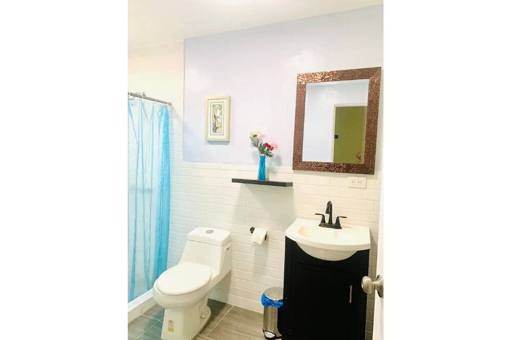 Photo of Bathroom in Lomas de Valle Verde
