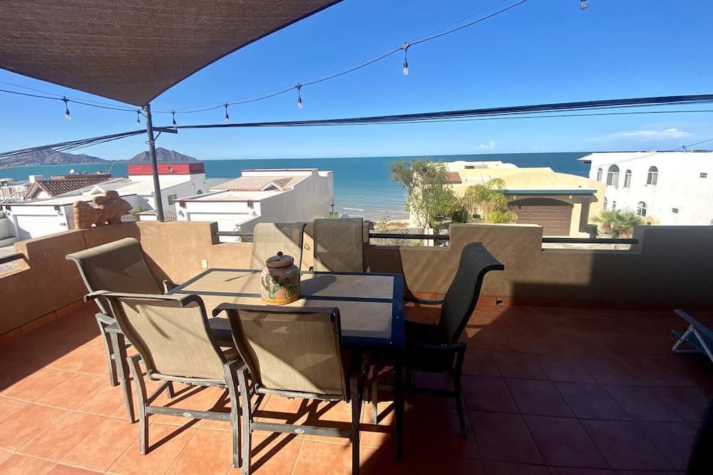 Photo of Patio Balcony in Villas de Las Palmas