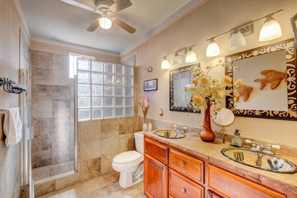 Photo of Bathroom in Villas de Las Palmas