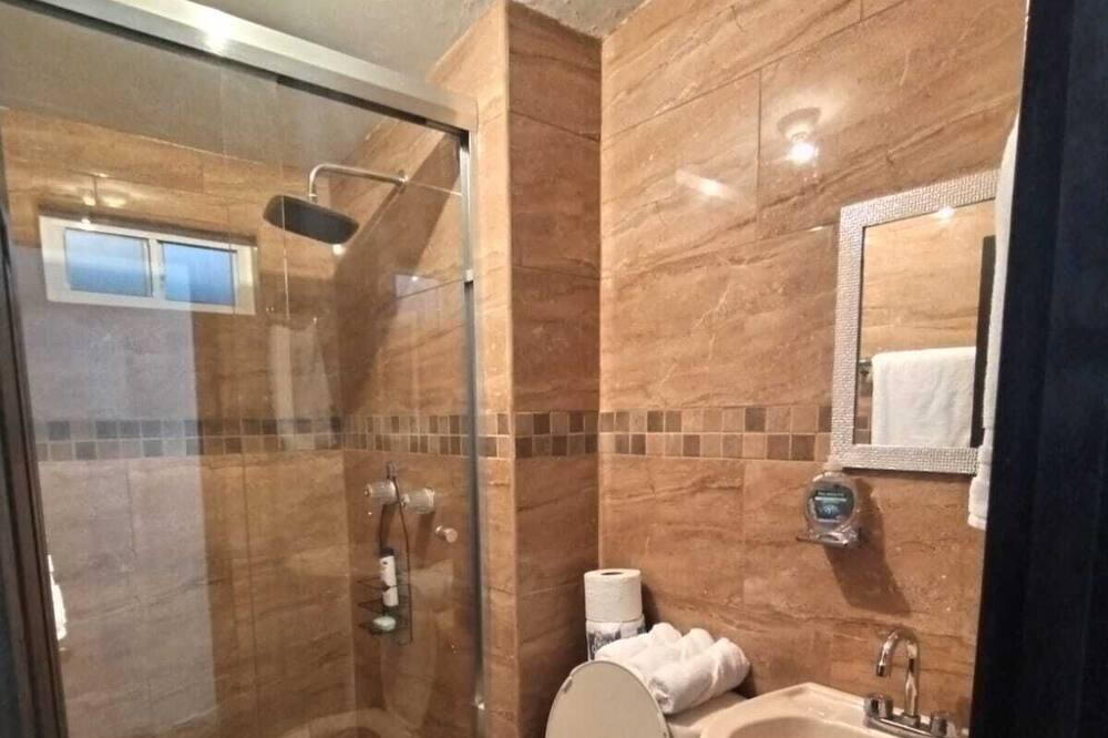 Photo of Bathroom in Ensenada