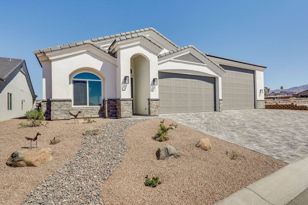 Photo of Outdoor in Desert Hills