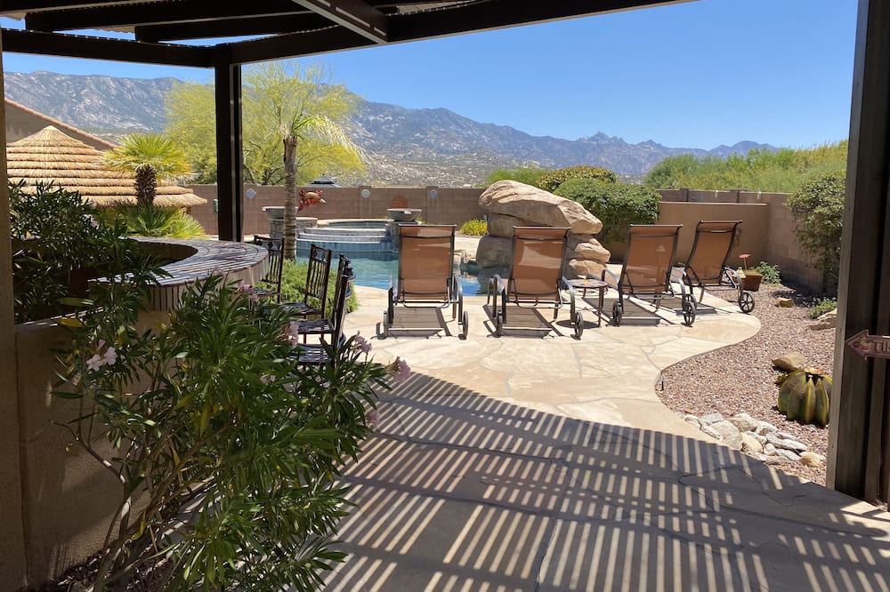 Photo of Patio Balcony in Saddlebrooke