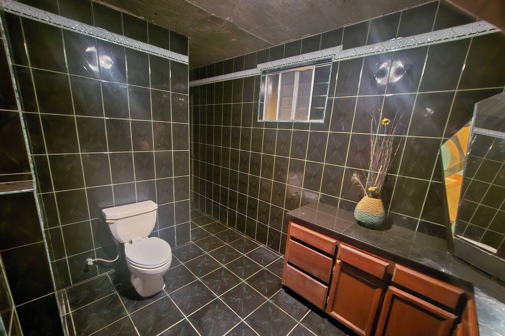 Photo of Bathroom in La Fonda