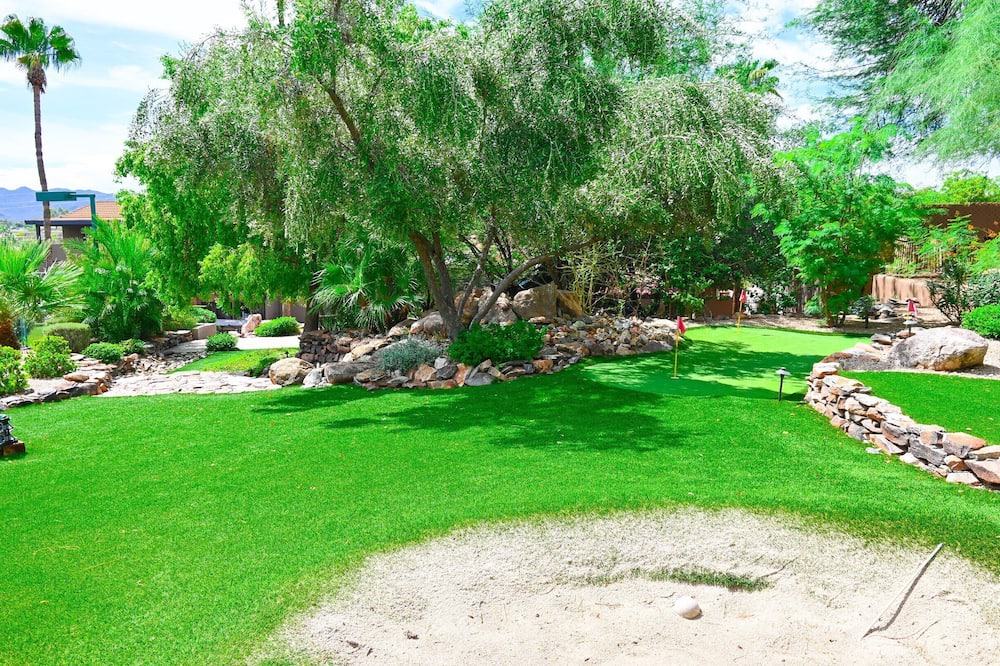Photo of Outdoor in Paradise Valley Village