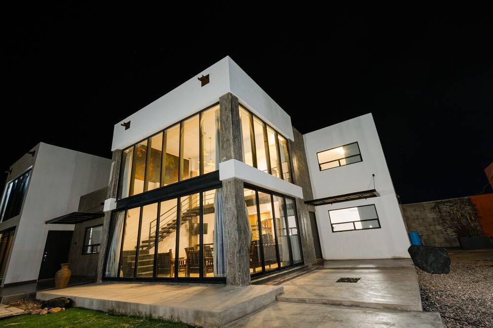 Photo of Outdoor in San Carlos