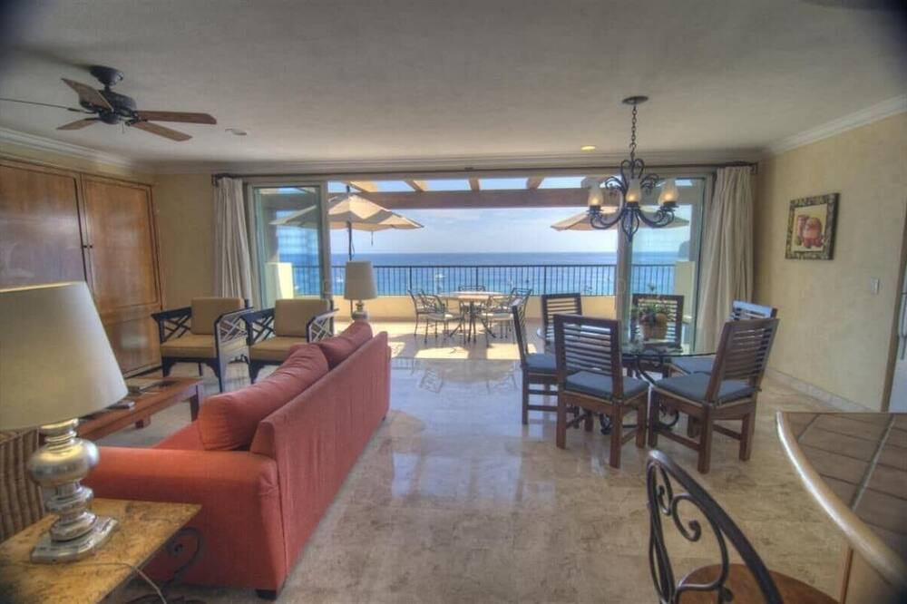 Photo of Livingroom in Marina