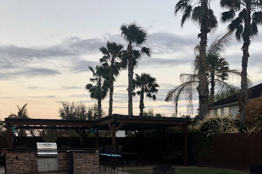 Photo of Outdoor in Mission