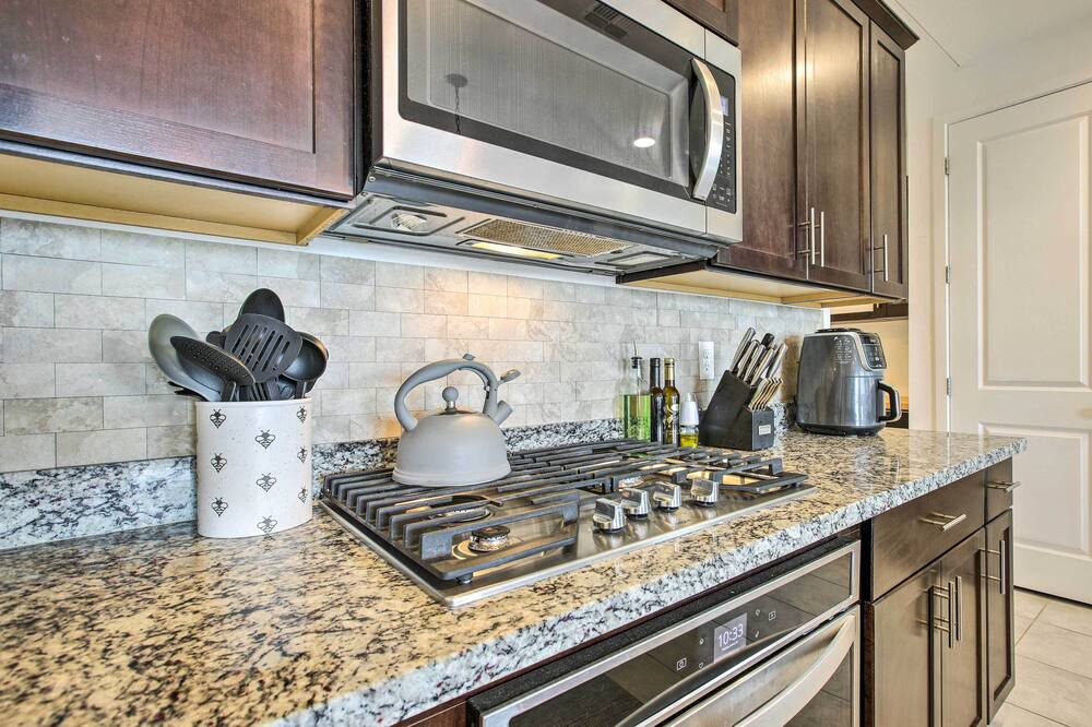 Photo of Kitchen in Laveen