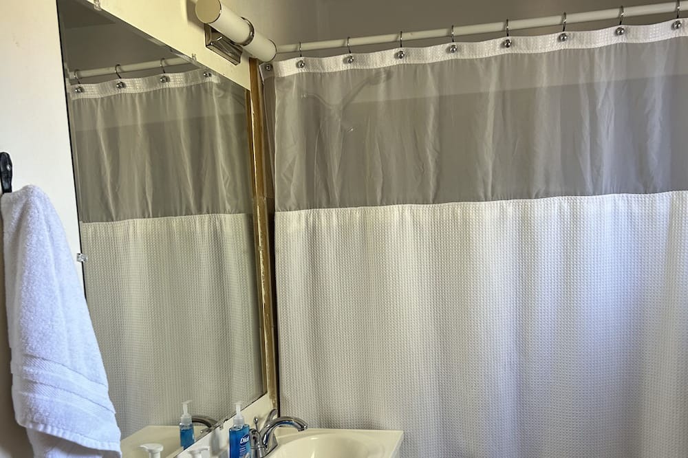 Photo of Bathroom in Encanto