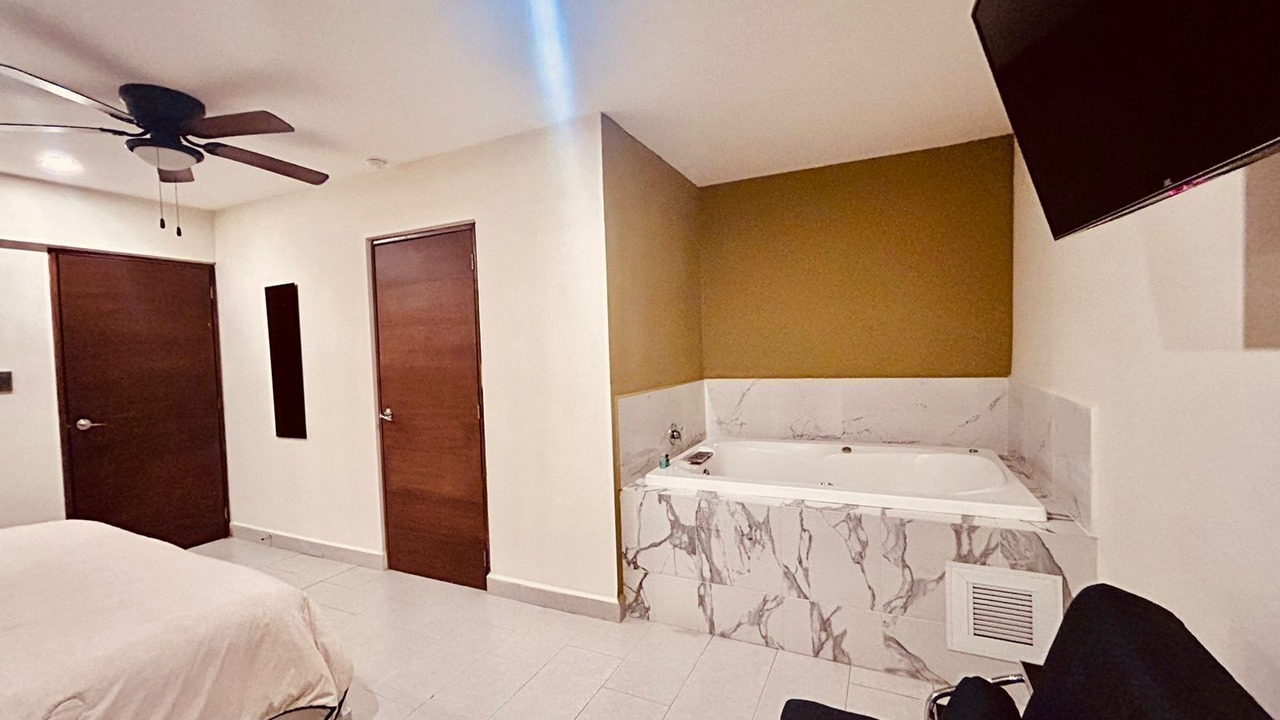 Photo of Bedroom in Leon