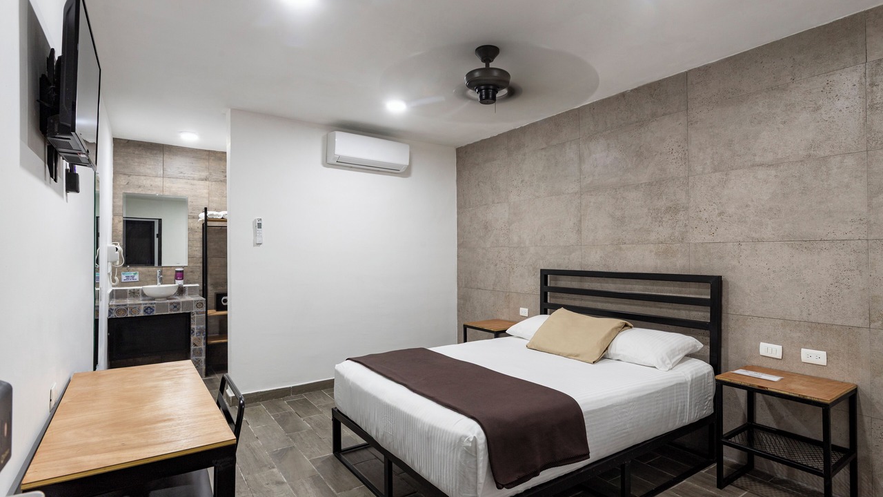 Photo of Bedroom in El Alamo