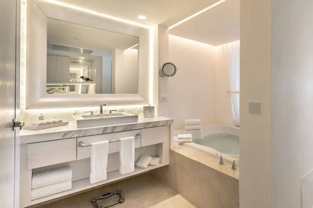 Photo of Bathroom in Punta Cancun