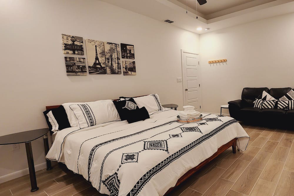 Photo of Bedroom in Pharr