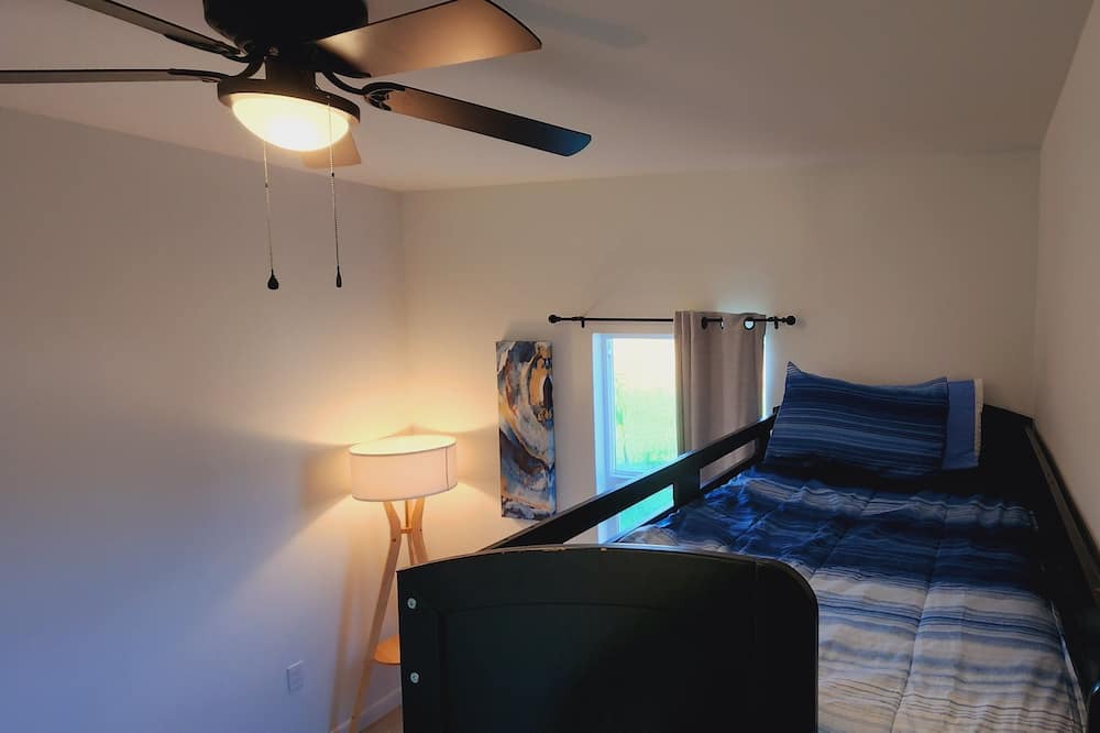 Photo of Bedroom in Pharr