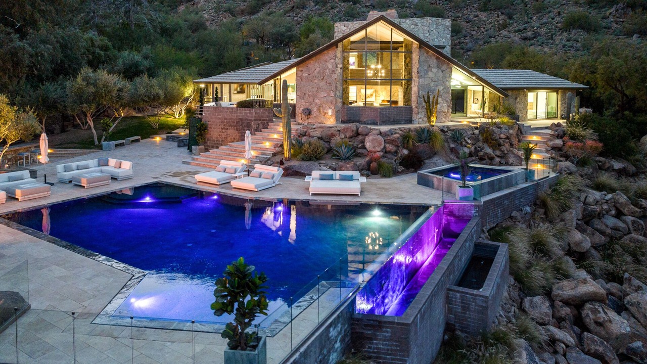 Photo of Outdoor in Camel Dale Properties