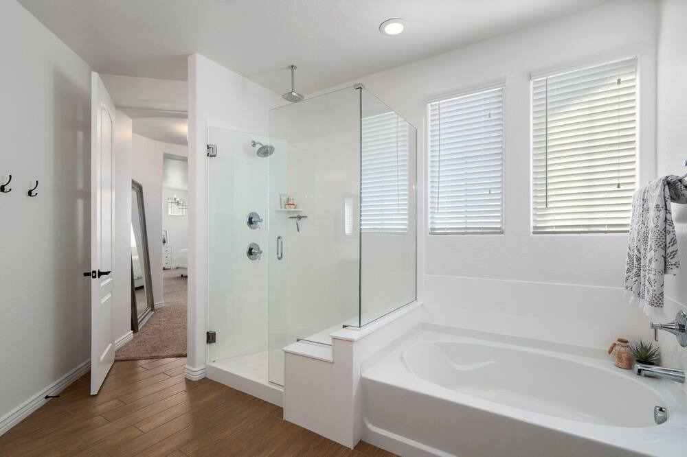 Photo of Bathroom in Rovey Farm Estates