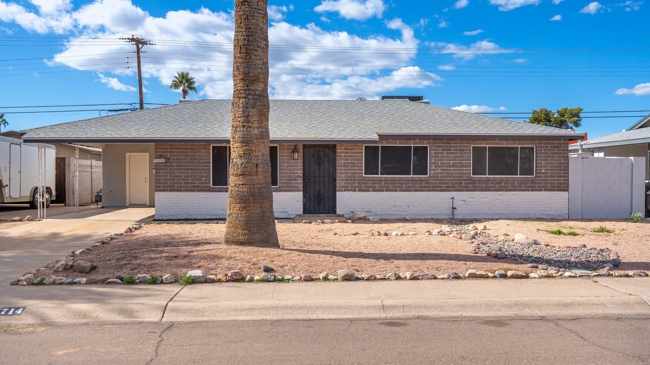 Photo of Outdoor in New Papago Parkway