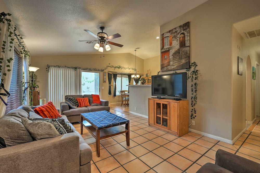 Photo of Bedroom in Arrowhead Lakes