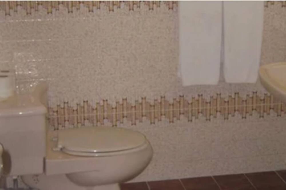 Photo of Bathroom in Club Deportivo