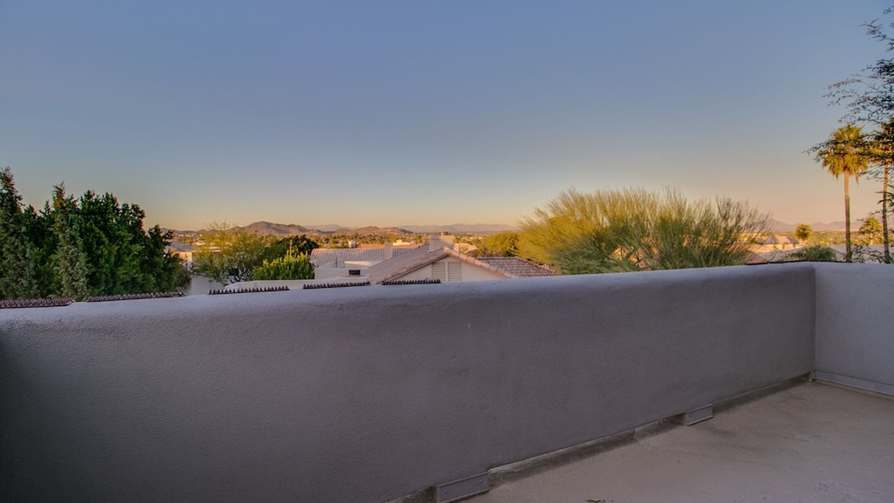 Photo of Others in Paradise Valley Village