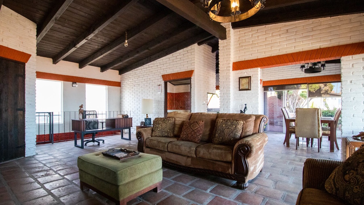 Photo of Livingroom in La Fonda
