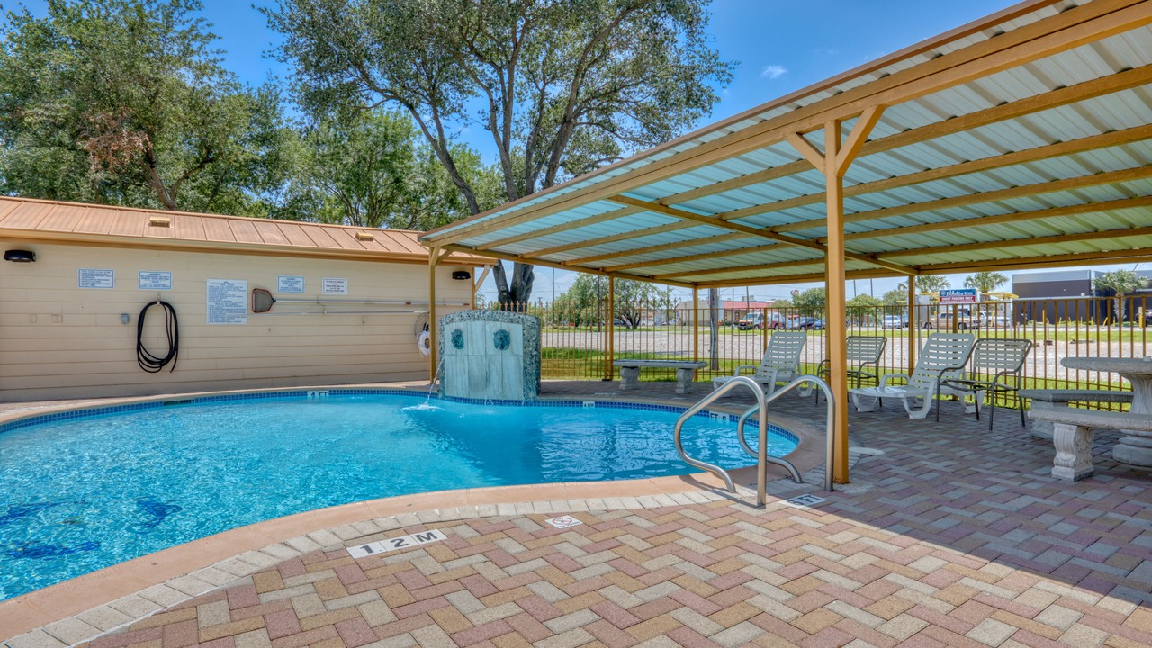Photo of Outdoor in Donna