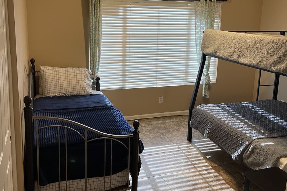Photo of Bedroom in Foothills