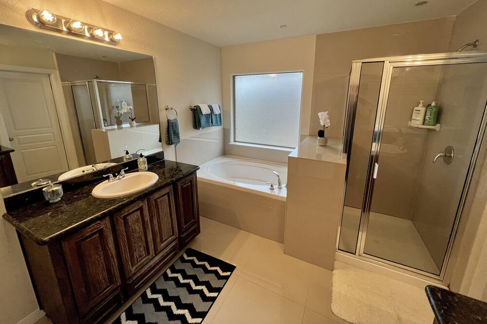 Photo of Bathroom in Mission