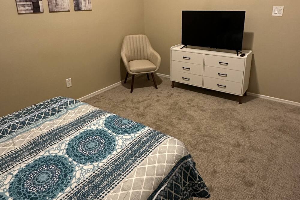 Photo of Bedroom in Glendale