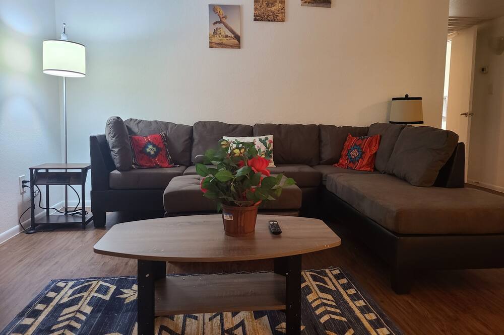 Photo of Livingroom in Parkridge