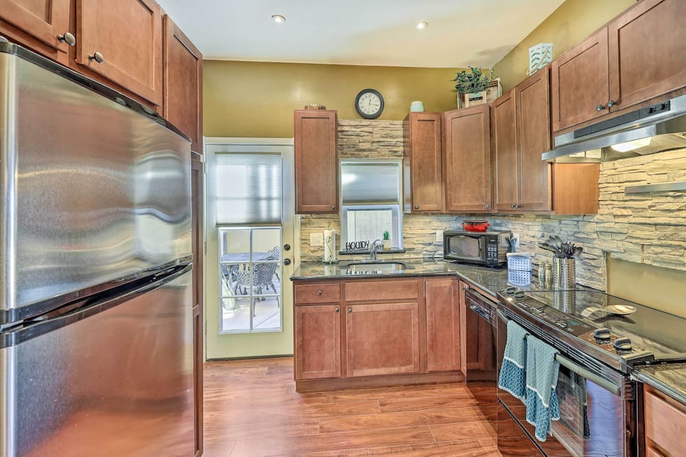 Photo of Kitchen in Fort McDowell