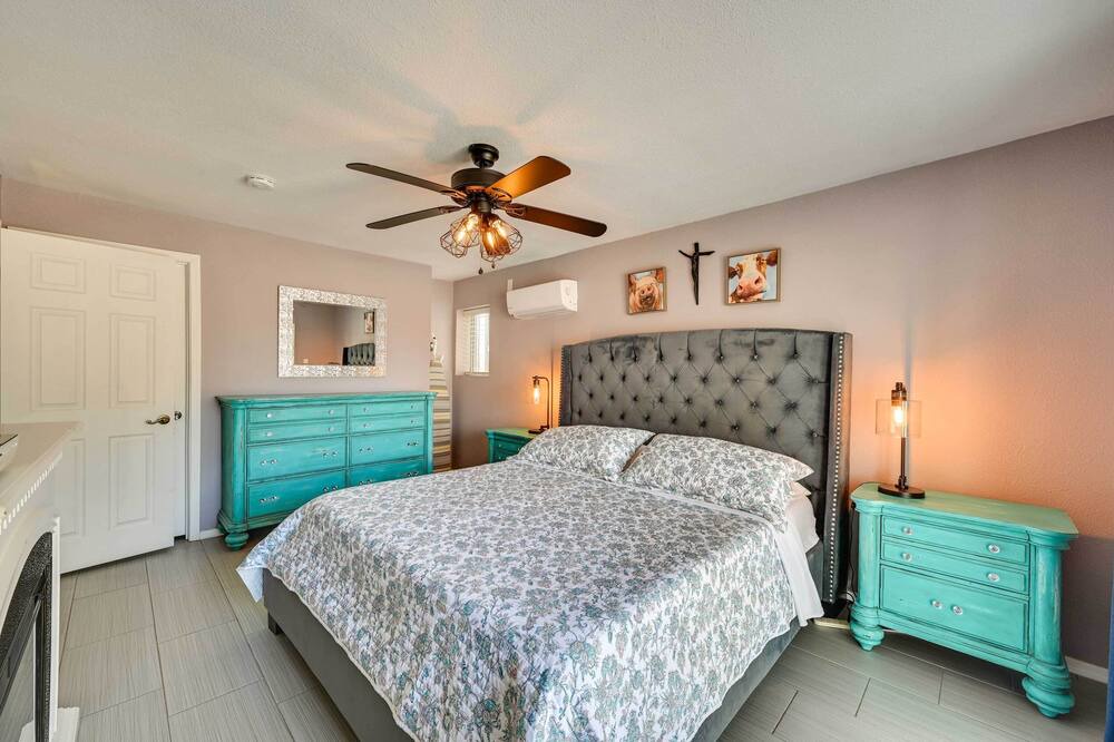Photo of Livingroom in Somerton