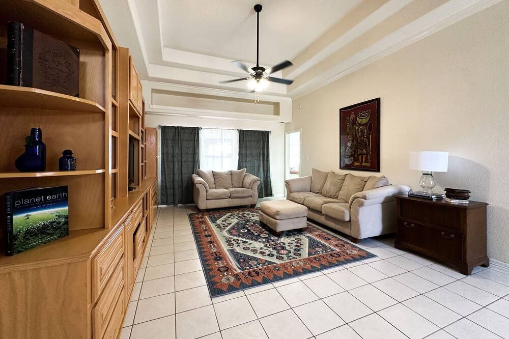 Photo of Livingroom in McAllen