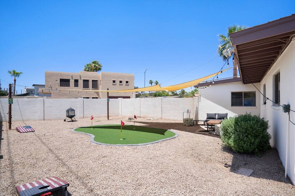 Photo of Outdoor in Entertainment District