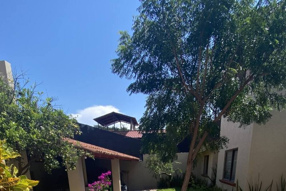 Photo of Patio Balcony in San Antonio Tlayacapan