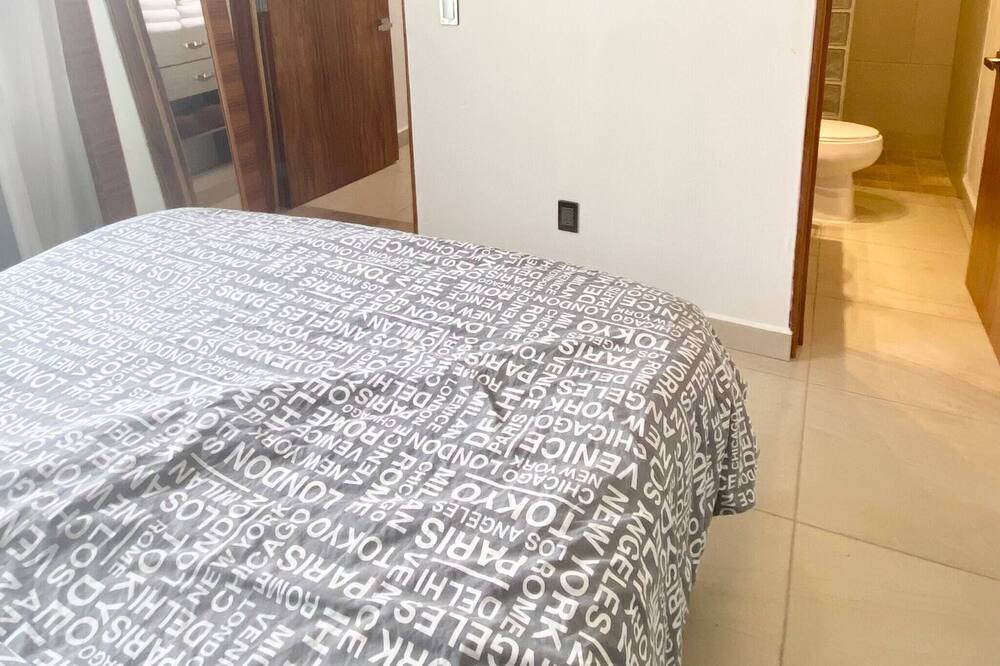 Photo of Bedroom in San Antonio Tlayacapan