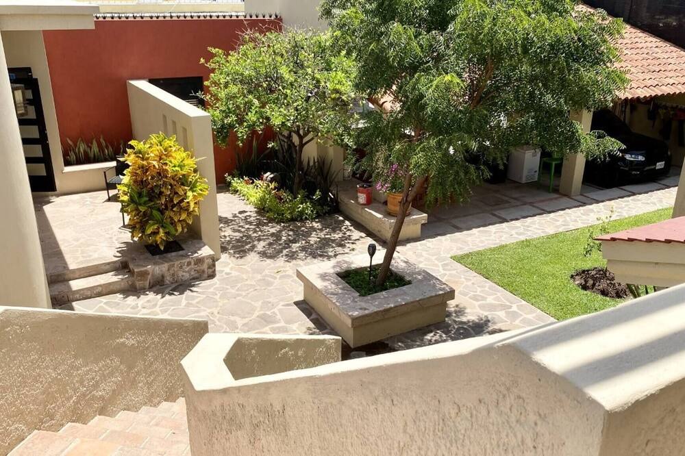 Photo of Outdoor in San Antonio Tlayacapan