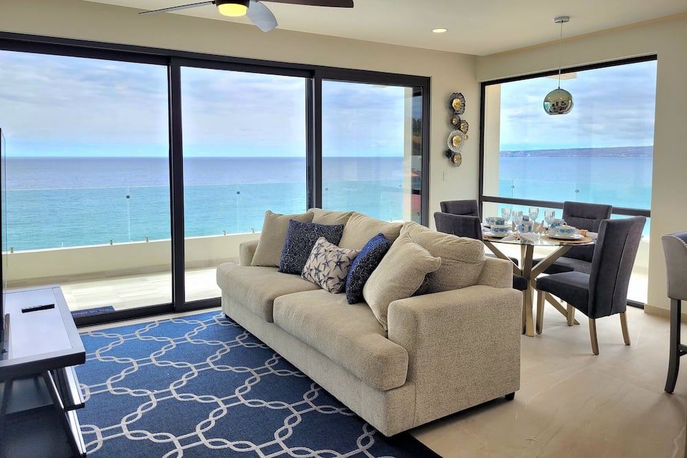 Photo of Livingroom in Primo Tapia