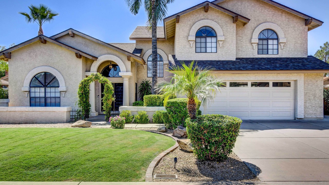 Photo of Others in Paradise Valley Mirada