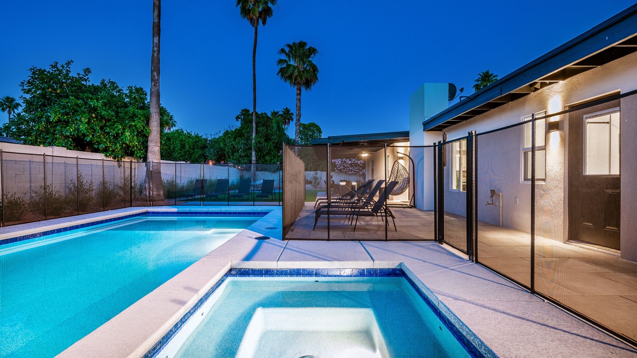 Photo of Outdoor in Raskin Estates