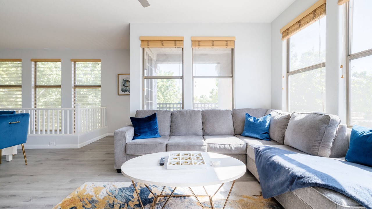 Photo of Livingroom in Kierland