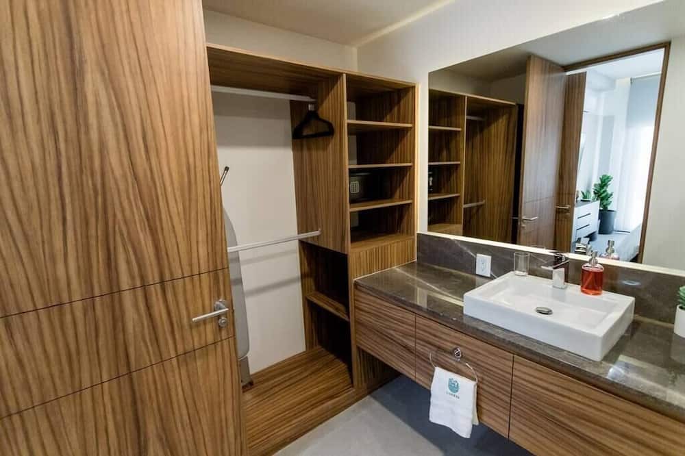 Photo of Bathroom in Providencia