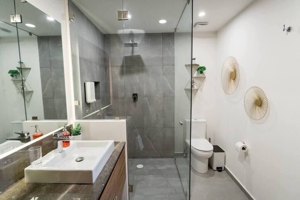 Photo of Bathroom in Providencia