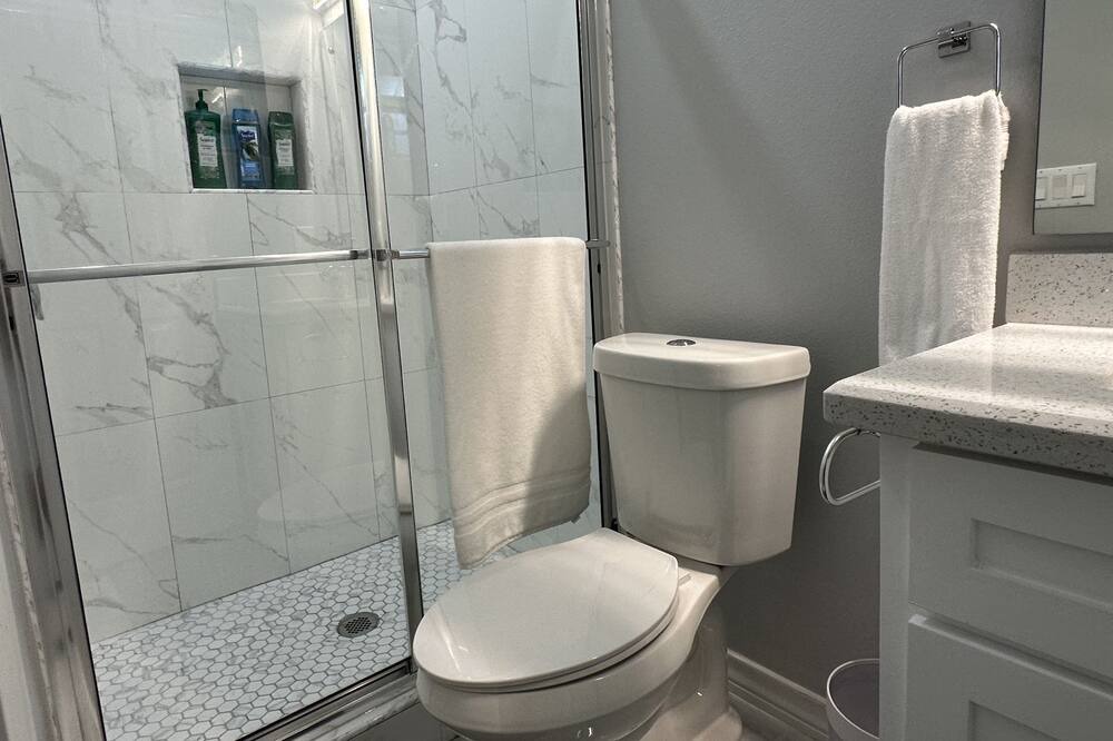 Photo of Bathroom in Pharr