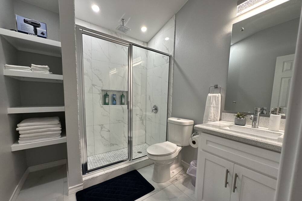 Photo of Bathroom in Pharr