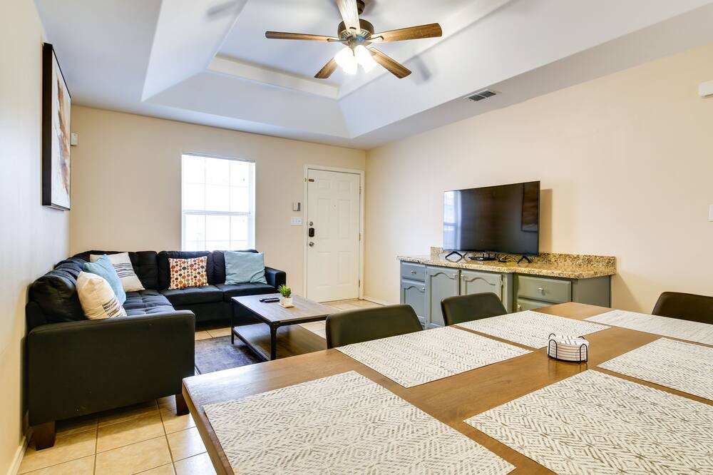 Photo of Livingroom in Mission