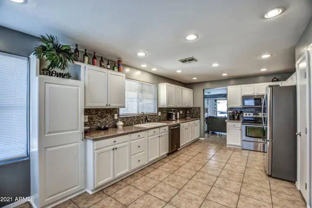 Photo of Kitchen in Dove Cove Estates