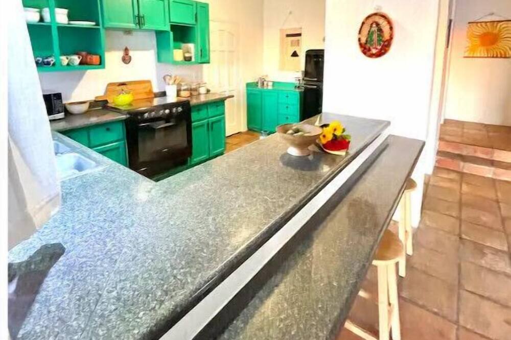 Photo of Kitchen in Primo Tapia