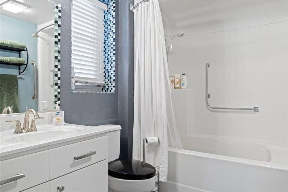 Photo of Bathroom in Sun City West