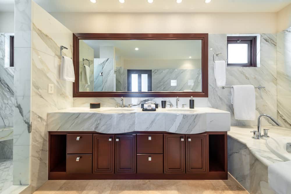 Photo of Bathroom in La Paz